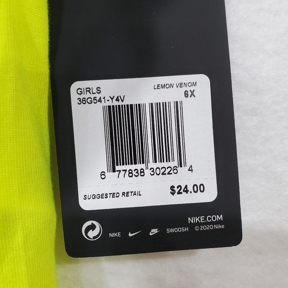 ๐๏ธ Nike Tee - Picture 3 of 5